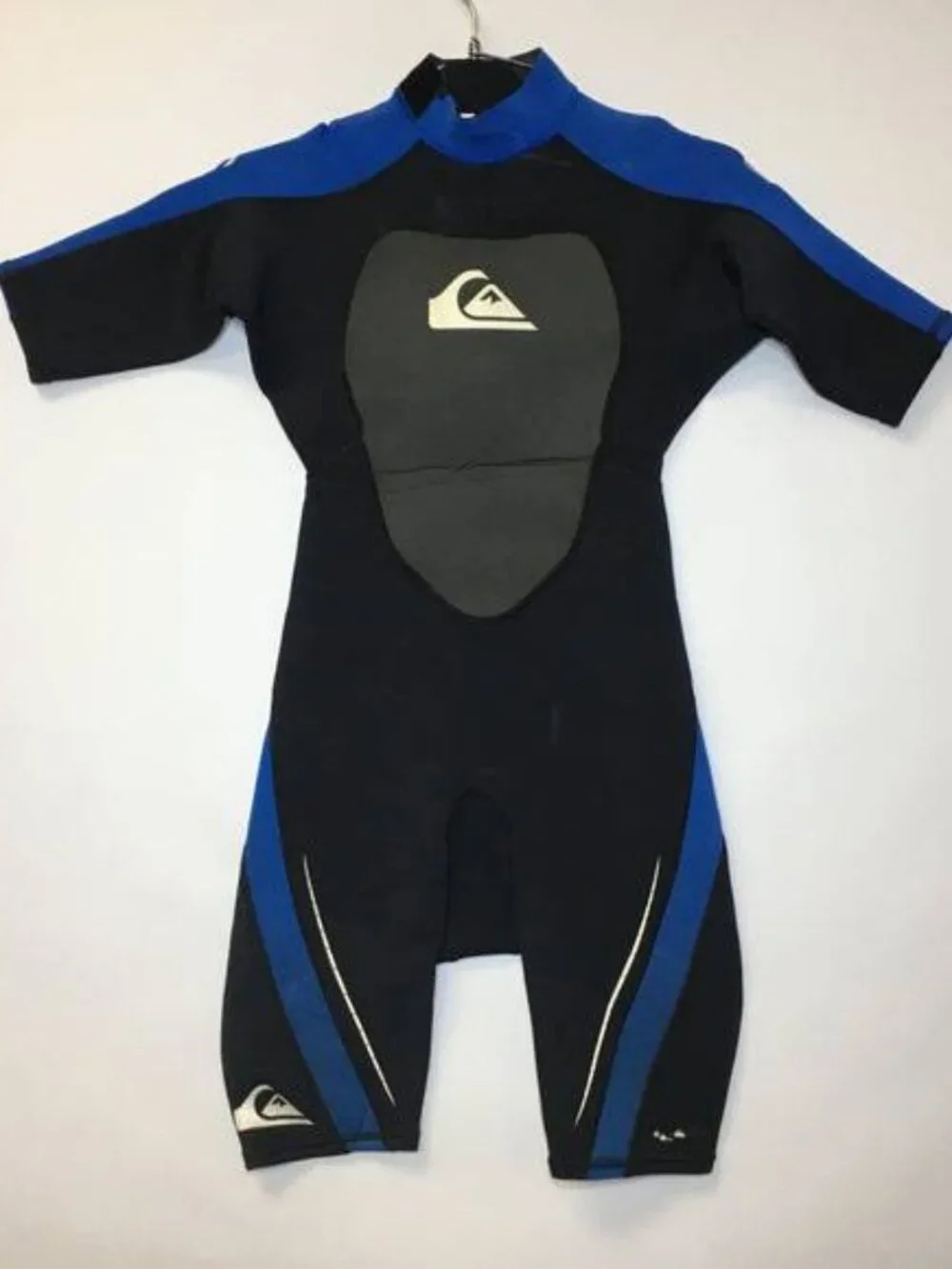 EUC QUIKSILVER Youth Shorty Wetsuit 2.2mm SIZE 4 (6-7 years)